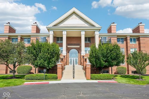26-8681 Jaffa Court East Dr, Indianapolis, IN, 46260-5327 | Card Image