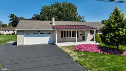 837 Martin Ave, EPHRATA, PA, 17522-1643 | Card Image