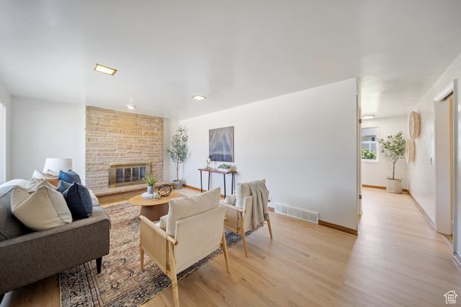 1920 7130, House other with 5 bedrooms, 3 bathrooms and 2 parking in Holladay UT | Image 4