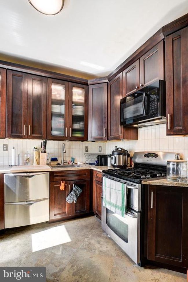 APT-3 - 3020 R St Nw, Condo with 2 bedrooms, 1 bathrooms and null parking in WASHINGTON DC | Image 10