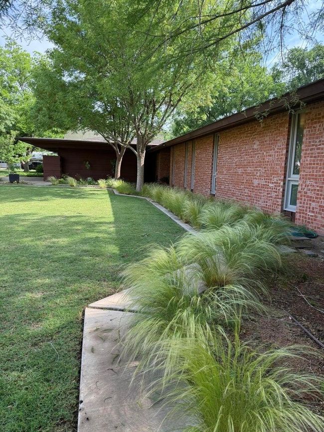 1408 Borger St, House other with 5 bedrooms, 4 bathrooms and null parking in Plainview TX | Image 5