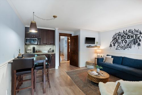 236-180 Vista Ln, Bigfork, MT, 59911-3666 | Card Image