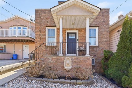 1511 64th St, North Bergen, NJ, 07047 | Card Image