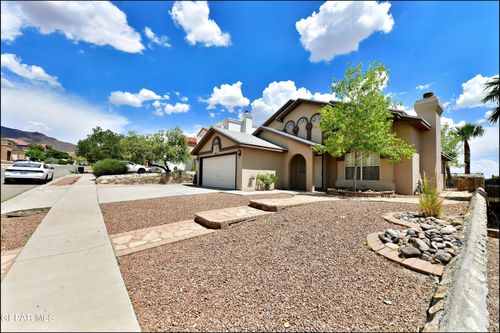 6372 Franklin Ridge Dr, El Paso, TX, 79912-8128 | Card Image