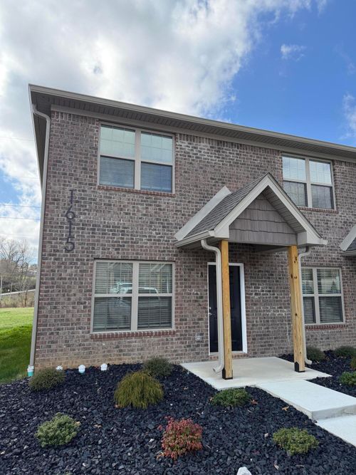 a-1615 N Highway 1247, Somerset, KY, 42503-4695 | Card Image