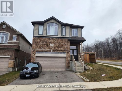 bsmnt-400 Wild Calla St, Waterloo, ON, N2V0B5 | Card Image