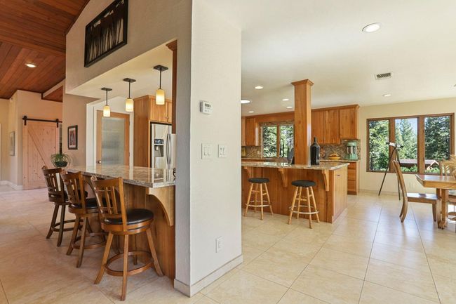 10415 - 10415 Mcmahon Rd, House other with 3 bedrooms, 5 bathrooms and null parking in Coulterville CA | Image 8