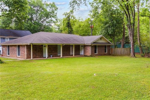834 Wilson Cir Sw, Marietta, GA, 30064-3007 | Card Image