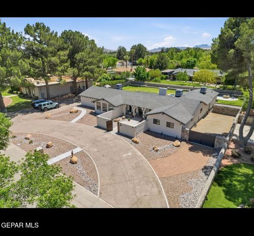 704 Yorkshire Ct, El Paso, TX, 79922-2129 | Card Image