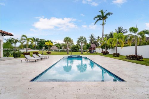 331 Sw 124th Ave, Miami, FL, 33184-1417 | Card Image