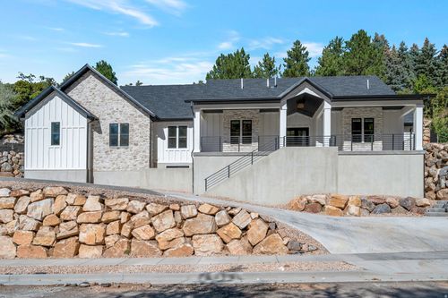 2563 E 2250 N, Layton, UT, 84040-7663 | Card Image