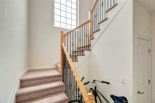 89 Lakeside Ct, Shirley, NY, 11967-3640 | Card Image