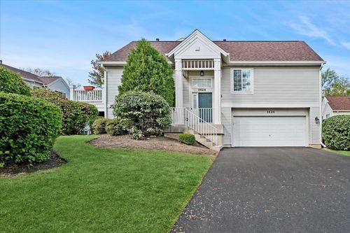 1424-1424 New Haven Dr, Cary, IL, 60013-1808 | Card Image