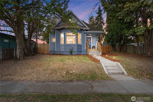 1120 S Prospect St, Tacoma, WA, 98405-2733 | Card Image