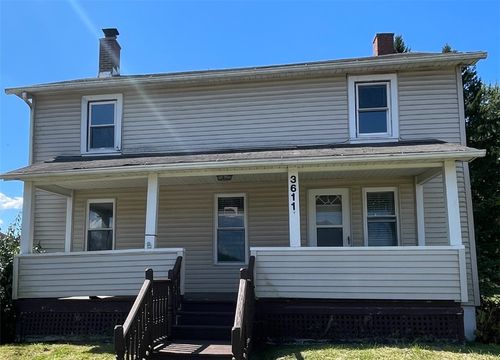 3611 E Main St, Hillsville, PA, 16132-1003 | Card Image