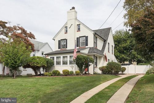 2423 Hollis Rd, HAVERTOWN, PA, 19083-1521 | Card Image