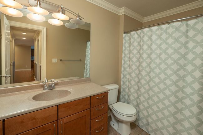 22-web-or-mls-22-Bathroom.jpg | Image 22