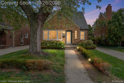 410 Catalpa Dr, Royal Oak, MI, 48067-1248 | Card Image