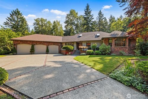 13003 Foxglove Dr Nw, Gig Harbor, WA, 98332-8862 | Card Image