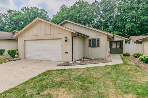 11238 Blodgett Creek Trl, Strongsville, OH, 44149-3107 | Card Image
