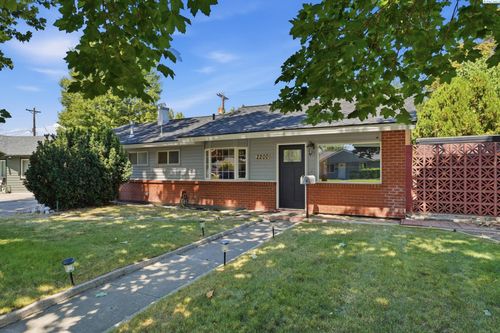 2200 Dover St, Richland, WA, 99352-4034 | Card Image