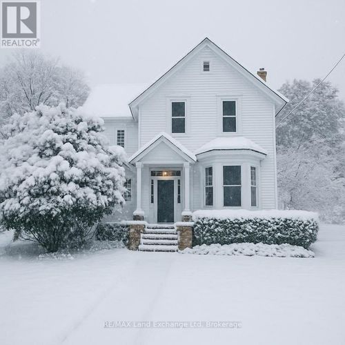 81 Patrick St E, Huron, ON, N0G2W0 | Card Image