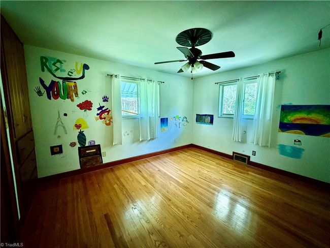 1024 Lone Hickory Rd, House other with 3 bedrooms, 3 bathrooms and null parking in Yadkinville NC | Image 11