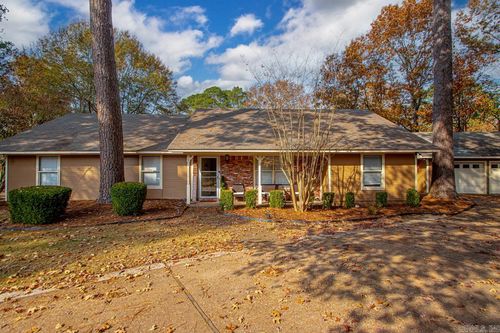 11 Hickory Ct, Little Rock, AR, 72210-5640 | Card Image