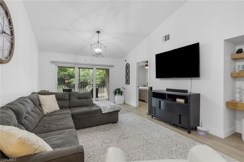 202-241 Robin Hood Cir, NAPLES, FL, 34104-9413 | Card Image