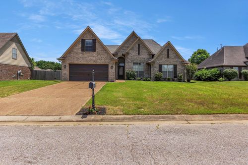 460 Lakewood Dr, Oakland, TN, 38060-6047 | Card Image