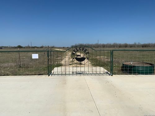 2647 Fm 3282, Gonzales, TX, 78629 | Card Image