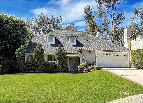 22102 Windward Way, Lake Forest, CA, 92630-3355 | Card Image