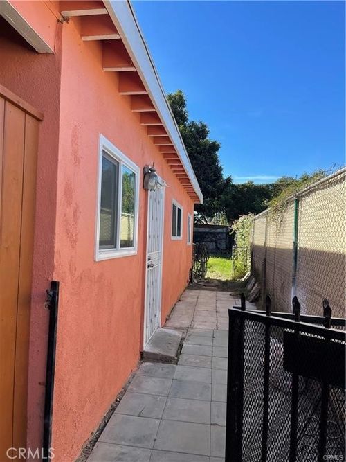13025 S Penrose Ave, Compton, CA, 90222-2619 | Card Image