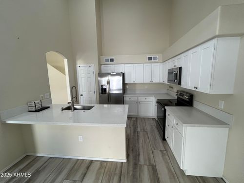 7490 W Denaro Dr, Glendale, AZ, 85308-5652 | Card Image