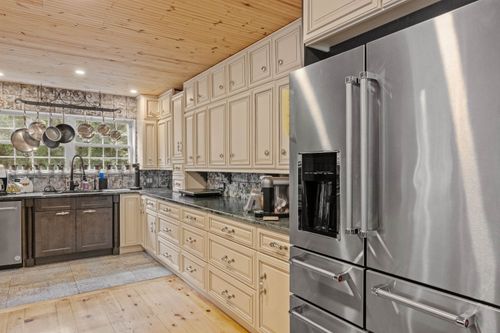 15 Pepperell Rd, Brookline, NH, 03033-2030 | Card Image