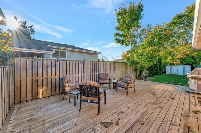660 Mullin Way, House other with 4 bedrooms, 2 bathrooms and 3 parking in Burlington ON | Image 20