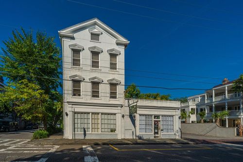 90 Bull St, Charleston, SC, 29401-1713 | Card Image