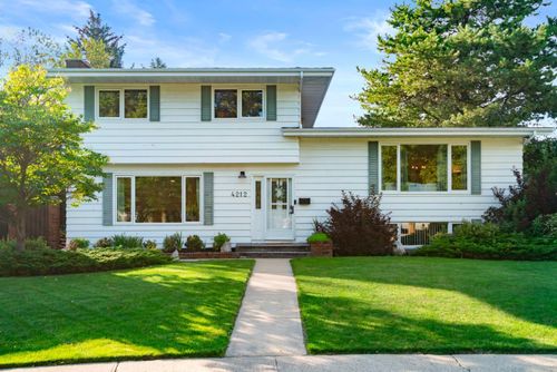 4212 59 Street Close, Camrose, AB, T4V2H1 | Card Image