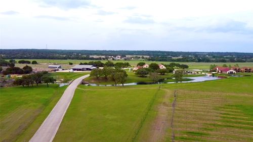 104 Strada Luca, Florence, TX, 76527-2003 | Card Image