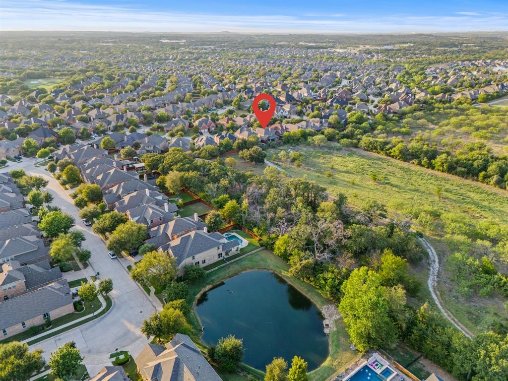 Silverleaf Cir, Lantana, TX 76226