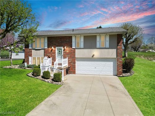 220 Bantam Ridge Ct, Wintersville, OH, 43953-4235 | Card Image