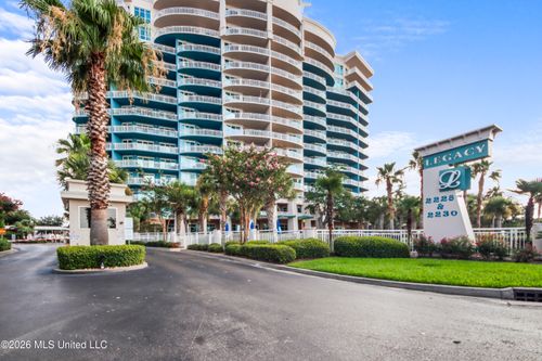 208-2228 Beach Dr, Gulfport, MS, 39507-1682 | Card Image
