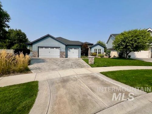 2053 N Luge Ave, Eagle, ID, 83616-5930 | Card Image