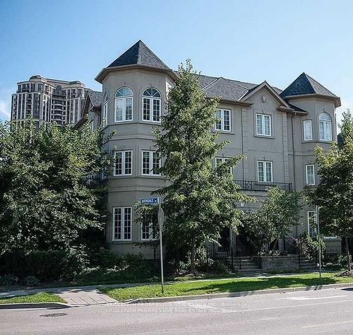 418-11 Everson Dr, North York, ON, M2N7B9 | Card Image