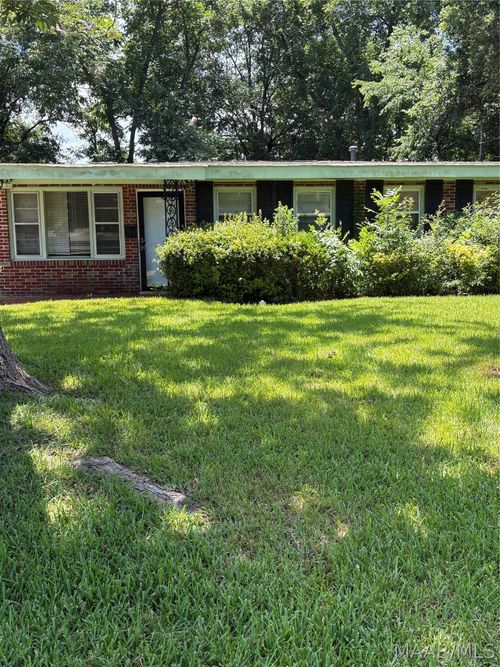 21 Kent St, Montgomery, AL, 36109-2138 | Card Image
