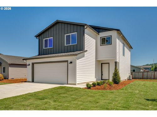 2002 Henderson Way, Longview, WA, 98632-2982 | Card Image