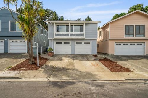 130 Morton Dr, Daly City, CA, 94015-4416 | Card Image