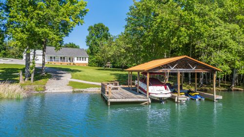 149 Ledford Ln, Decatur, TN, 37322-8254 | Card Image