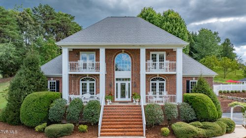 468 Claude Simmons Rd, Johnson City, TN, 37604-2212 | Card Image