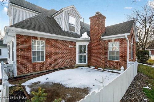 3835 Greenhurst Dr, Louisville, KY, 40299 | Card Image